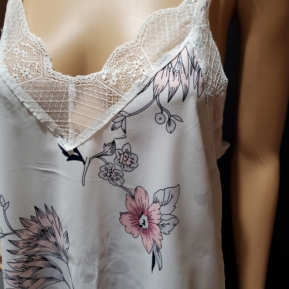 2pcs Amber Millet 1)Trudie 1)Tori Strappy V-Neck Loose Camisole Tank Top Size M - Picture 3 of 13